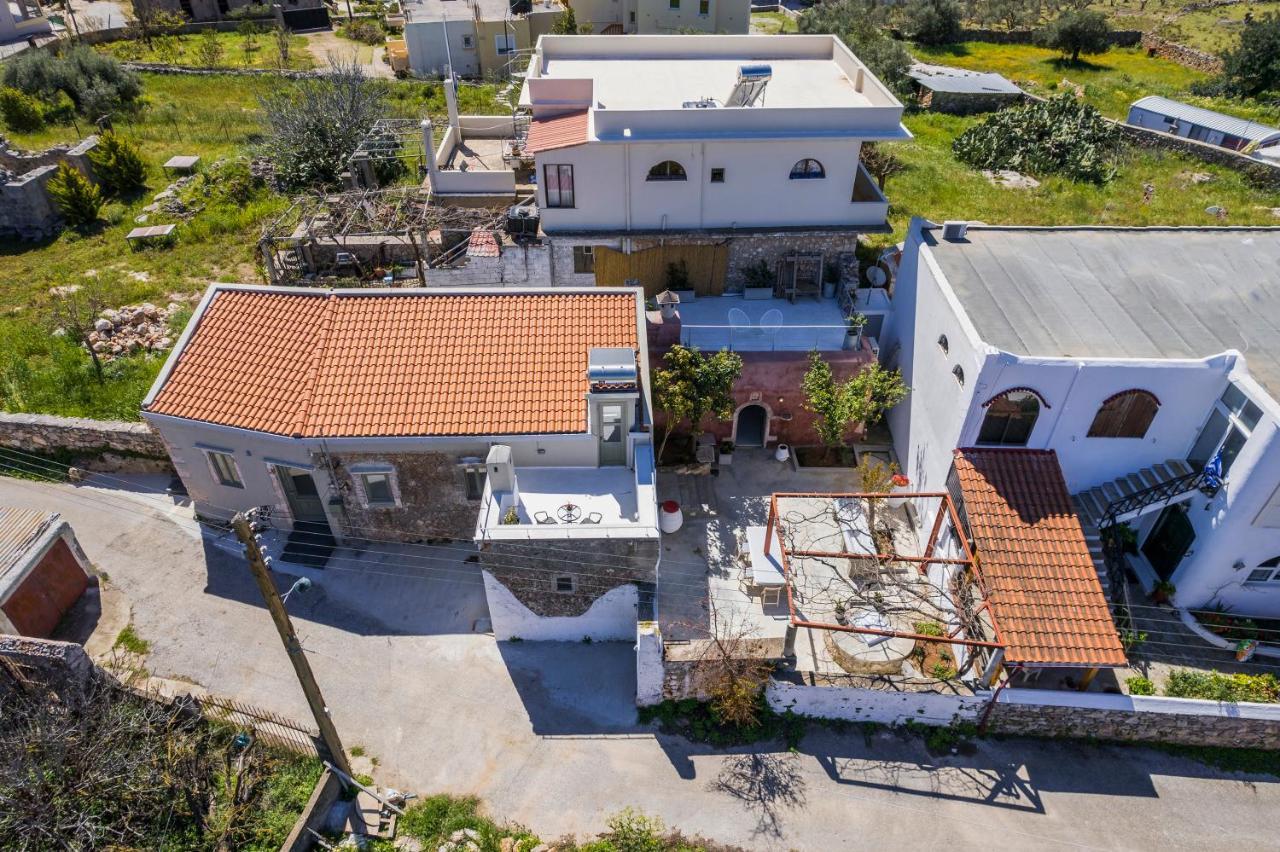 Tholos Cottage Sternai Ngoại thất bức ảnh