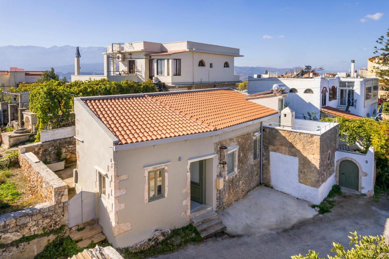 Tholos Cottage Sternai Ngoại thất bức ảnh